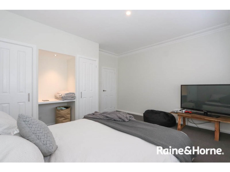 15 Rosehill Street, West Bathurst NSW 2795
