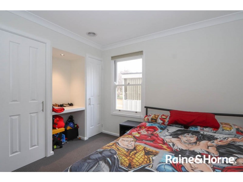 15 Rosehill Street, West Bathurst NSW 2795