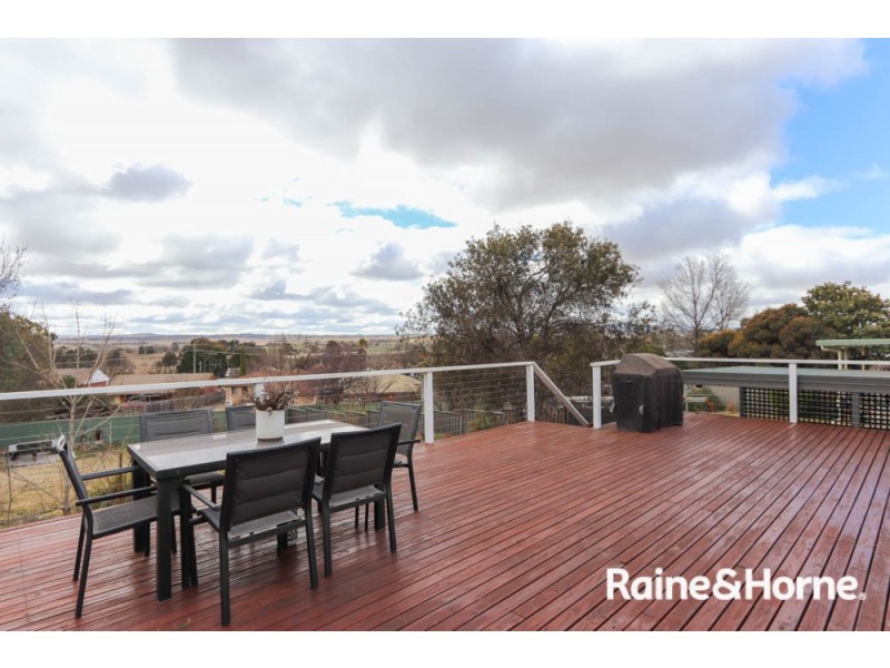 15 Rosehill Street, West Bathurst NSW 2795