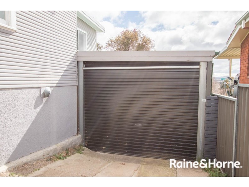 15 Rosehill Street, West Bathurst NSW 2795