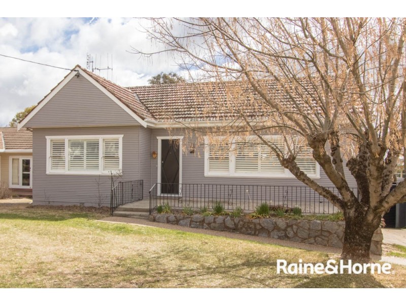 15 Rosehill Street, West Bathurst NSW 2795