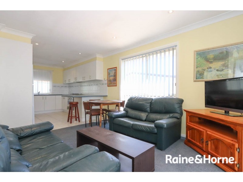 44 Lyal Street, Gormans Hill NSW 2795