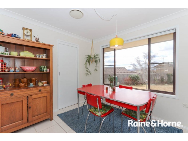 18 Pellion Place, Windradyne NSW 2795