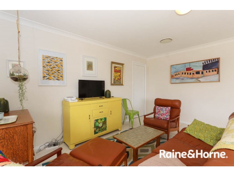 18 Pellion Place, Windradyne NSW 2795