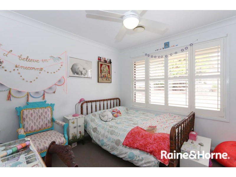 18 Pellion Place, Windradyne NSW 2795