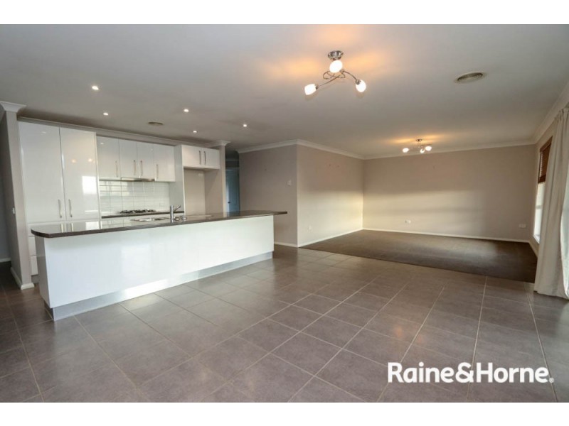 1 Edye Cl, Kelso NSW 2795