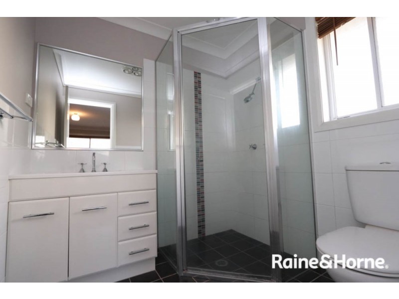 1 Edye Cl, Kelso NSW 2795