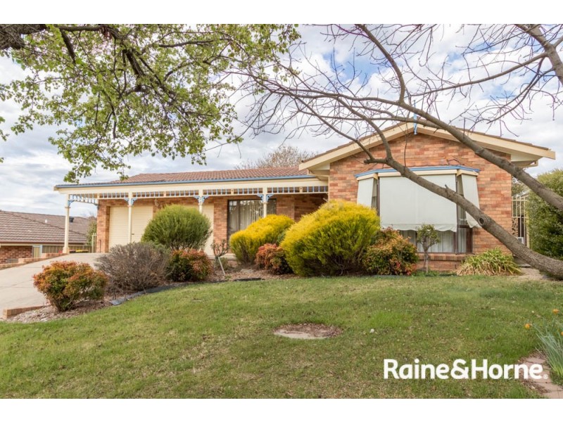 24 Opperman Way, Windradyne NSW 2795
