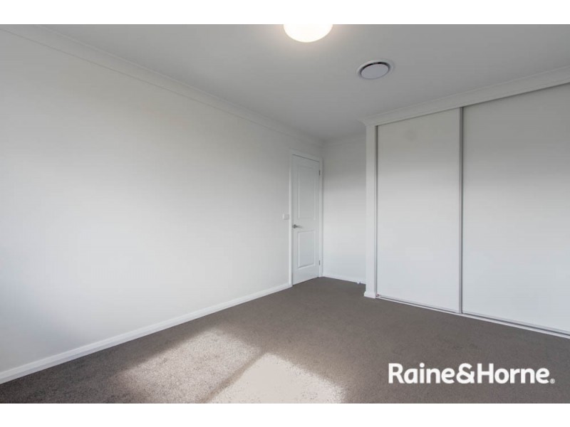 15 Newlands Crescent, Kelso NSW 2795