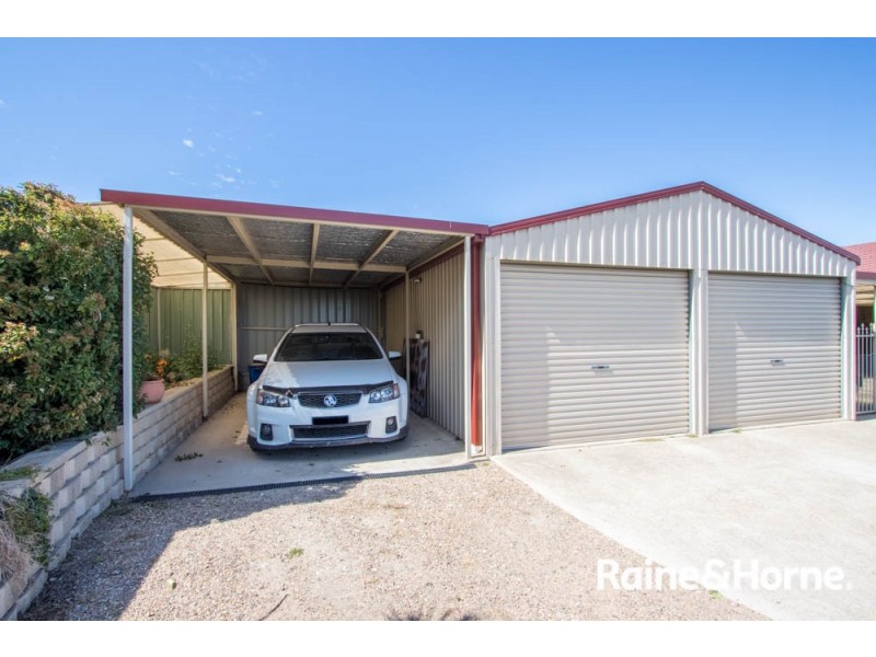 1 Emerald Drive, Kelso NSW 2795