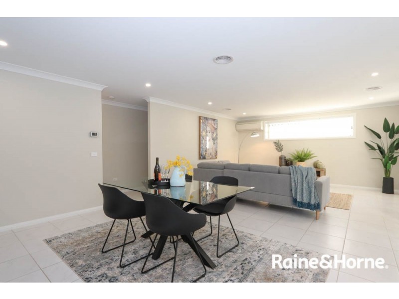 4 Maxwell Drive, Eglinton NSW 2795