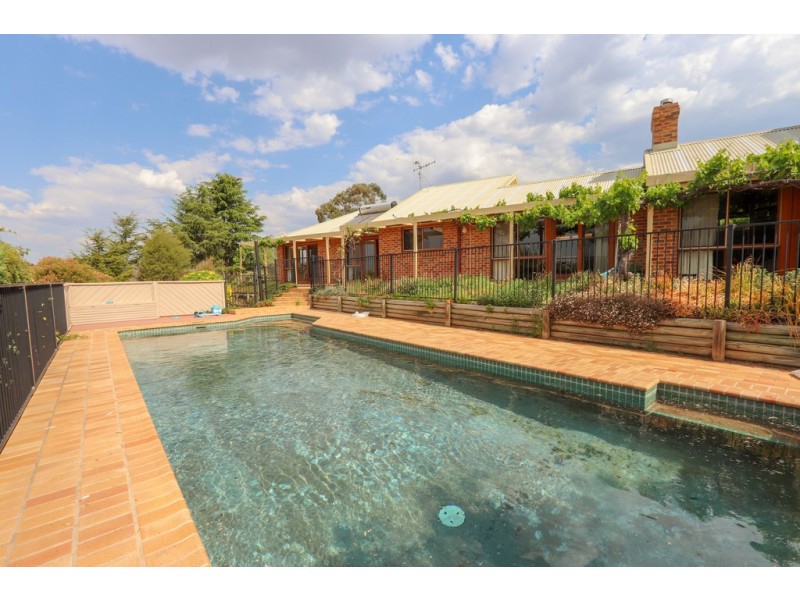1956 Trunkey Creek Road, Bathurst NSW 2795