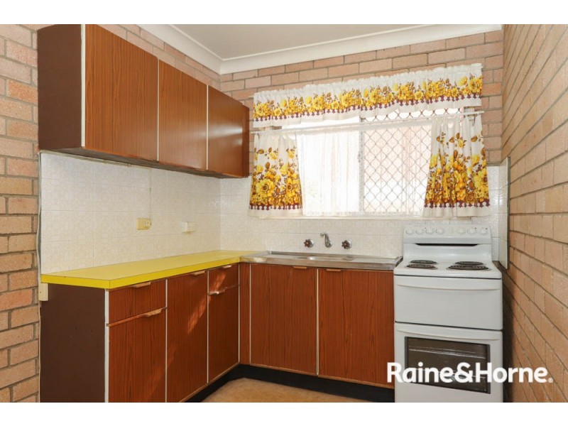 4/2 William Street, Bathurst NSW 2795