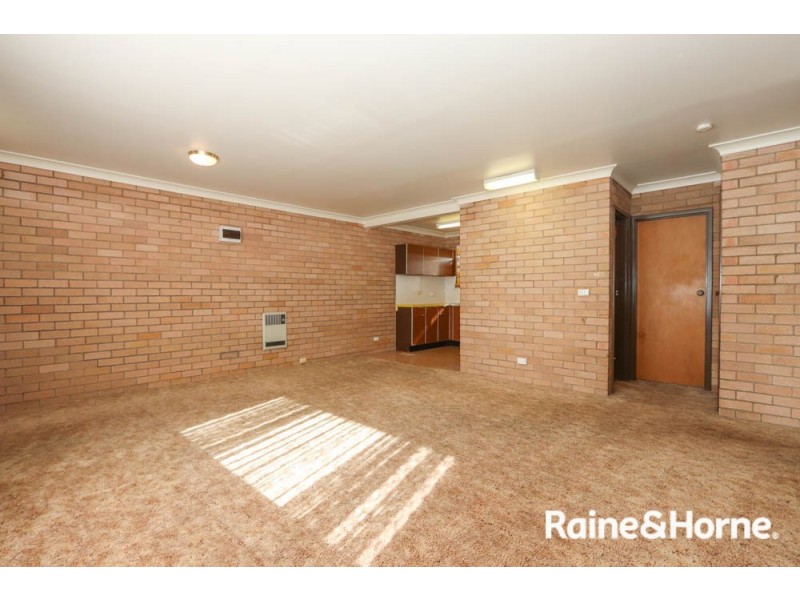 4/2 William Street, Bathurst NSW 2795