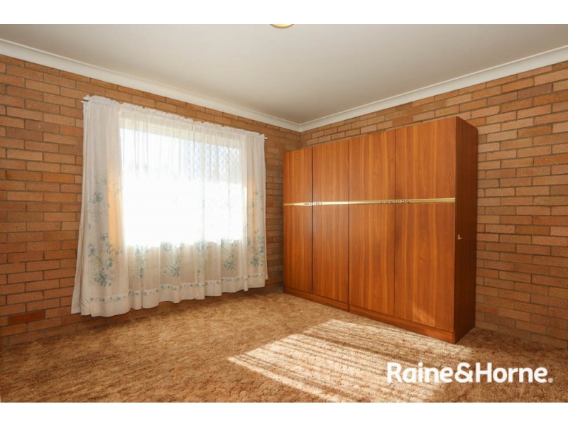 4/2 William Street, Bathurst NSW 2795