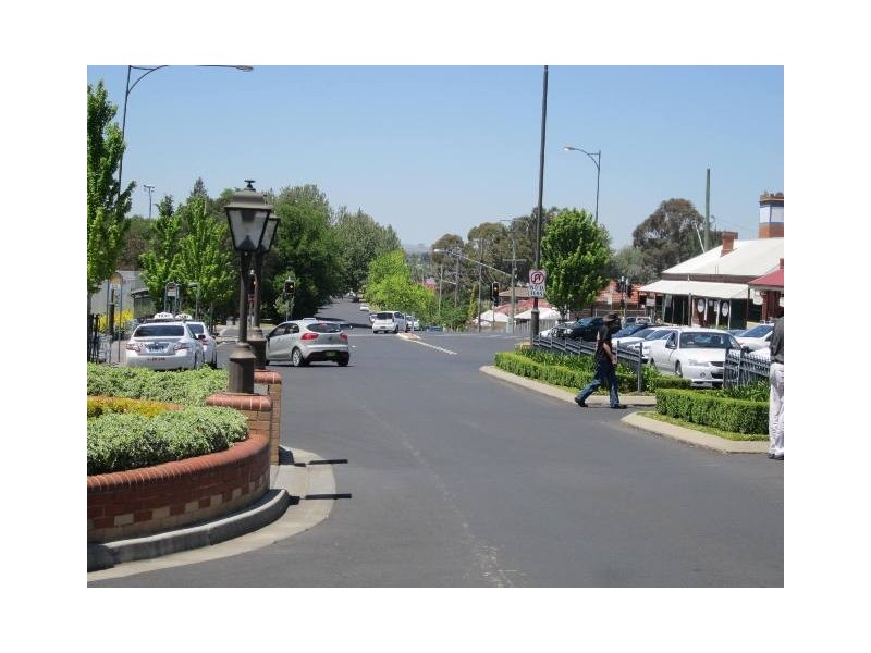 131B Howick Street, Bathurst NSW 2795