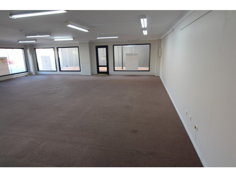 8 and 9 /62 George Street, Bathurst NSW 2795