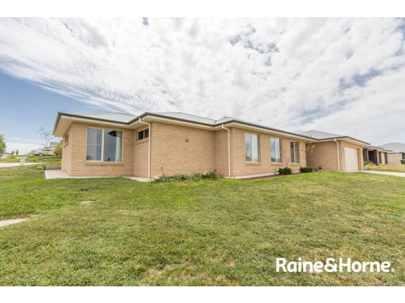20 Graham Drive, Kelso NSW 2795