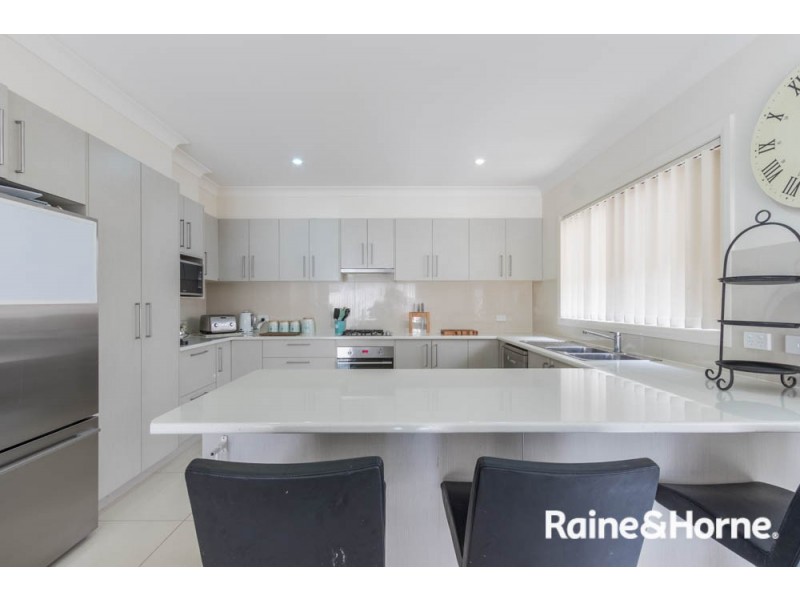 20 Graham Drive, Kelso NSW 2795