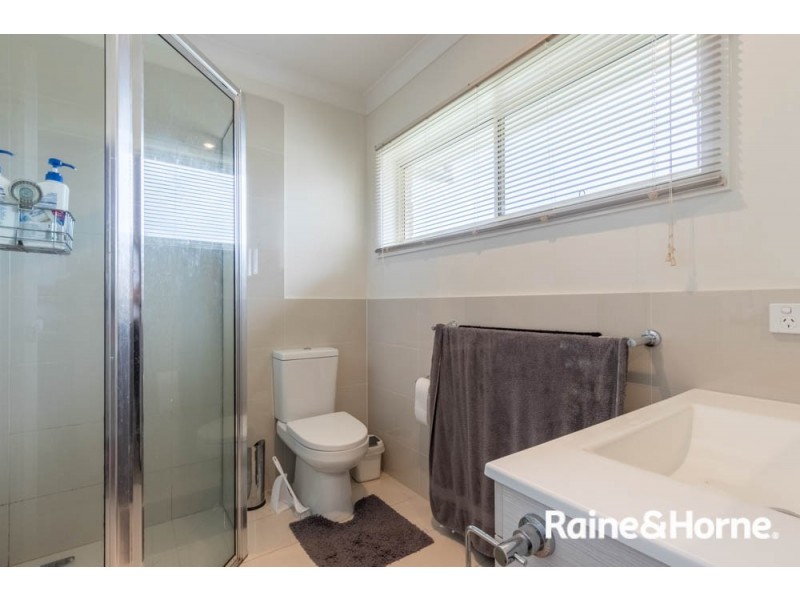 20 Graham Drive, Kelso NSW 2795