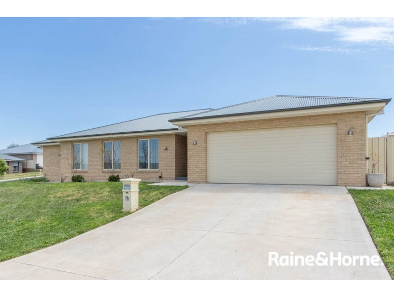 20 Graham Drive, Kelso NSW 2795