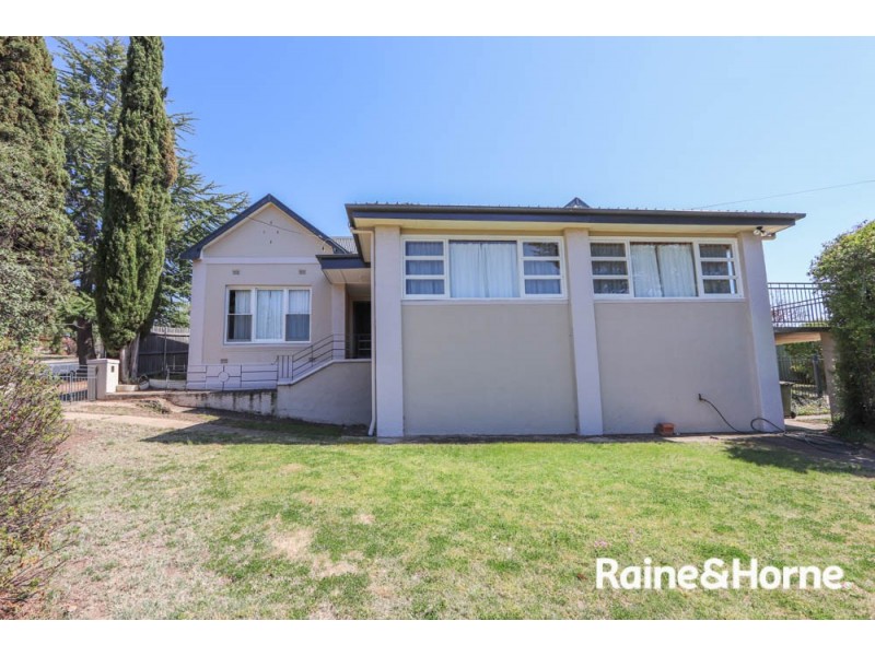 231 Peel St, Bathurst NSW 2795