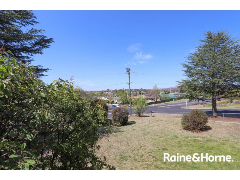 231 Peel St, Bathurst NSW 2795