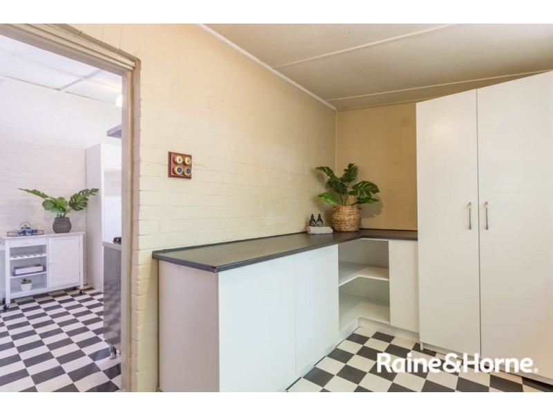 161 Peel Street, Bathurst NSW 2795