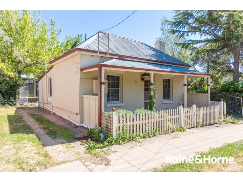 161 Peel Street, Bathurst NSW 2795
