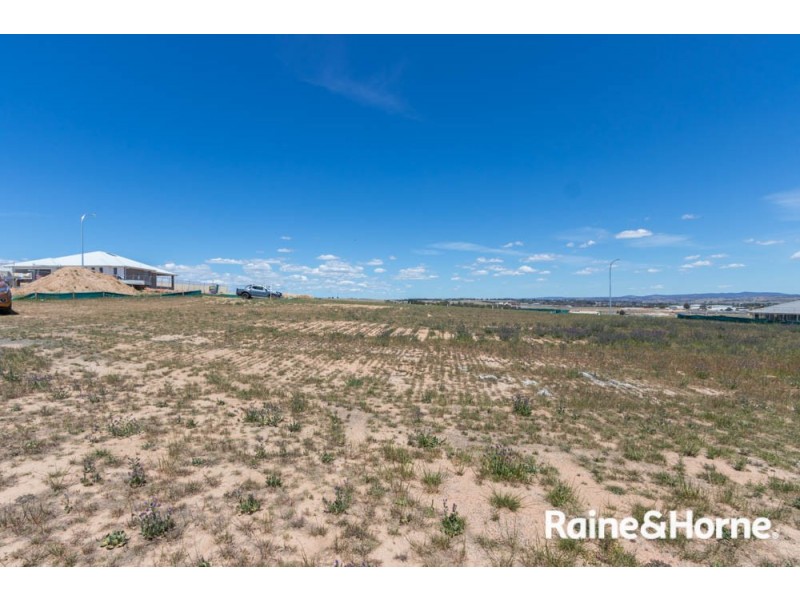 46 Newlands Crescent, Kelso NSW 2795