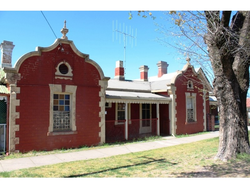 253 Russell Street, Bathurst NSW 2795