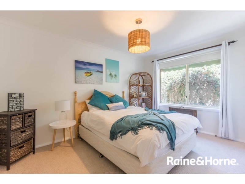 60 Opperman Way, Windradyne NSW 2795