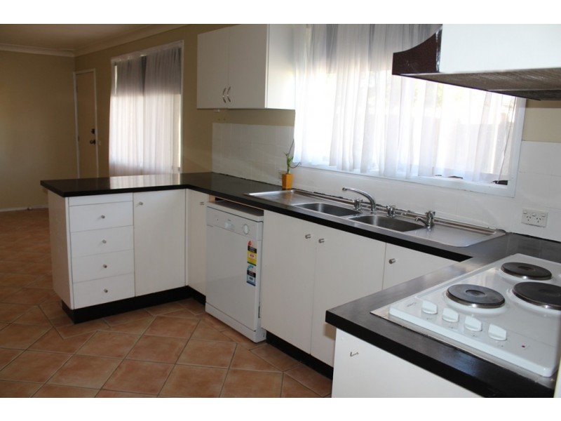 28 Wellington Street, Eglinton NSW 2795