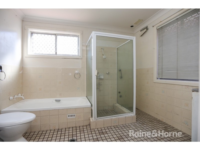 103 Havannah Street, Bathurst NSW 2795