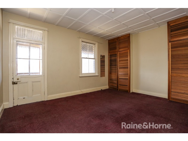 103 Havannah Street, Bathurst NSW 2795