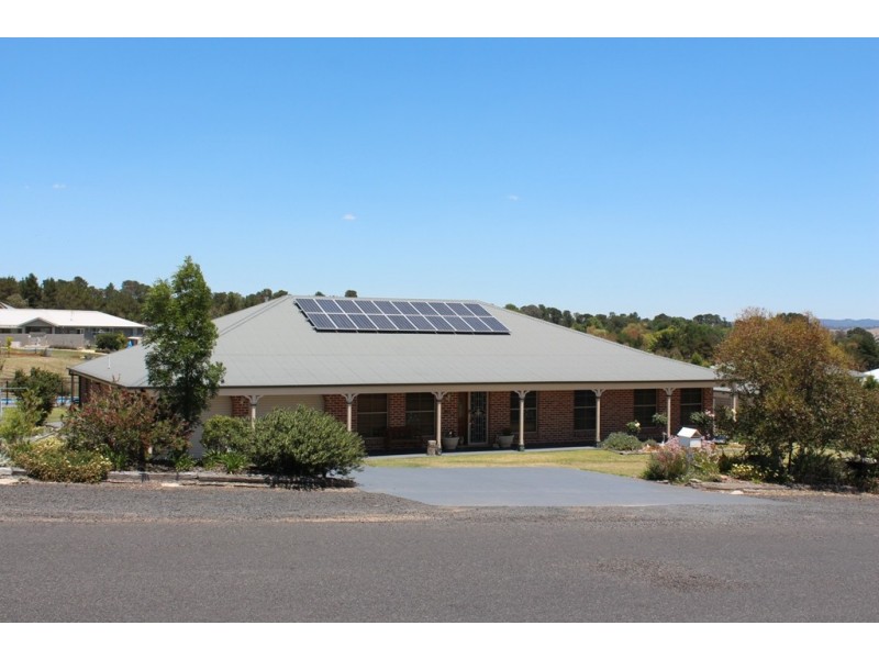 30 Ironstone Avenue, Bathurst NSW 2795