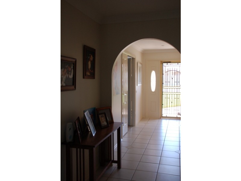 68 McBrien Drive, Bathurst NSW 2795