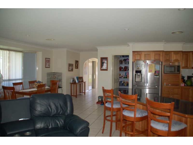 68 McBrien Drive, Bathurst NSW 2795