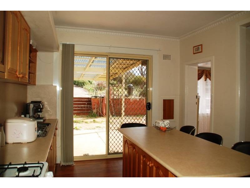 137 Hope Street, Bathurst NSW 2795