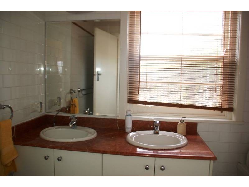 137 Hope Street, Bathurst NSW 2795