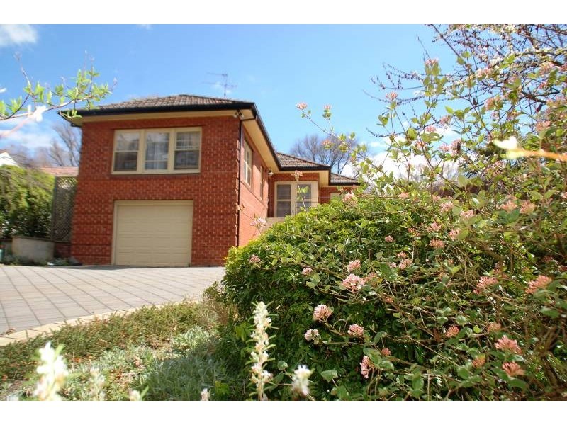 137 Hope Street, Bathurst NSW 2795