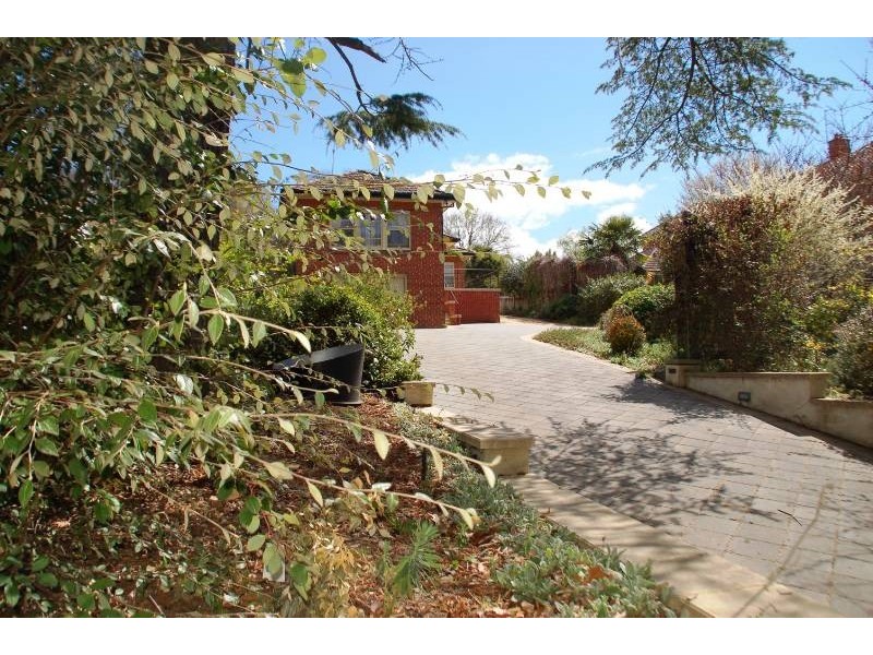 137 Hope Street, Bathurst NSW 2795