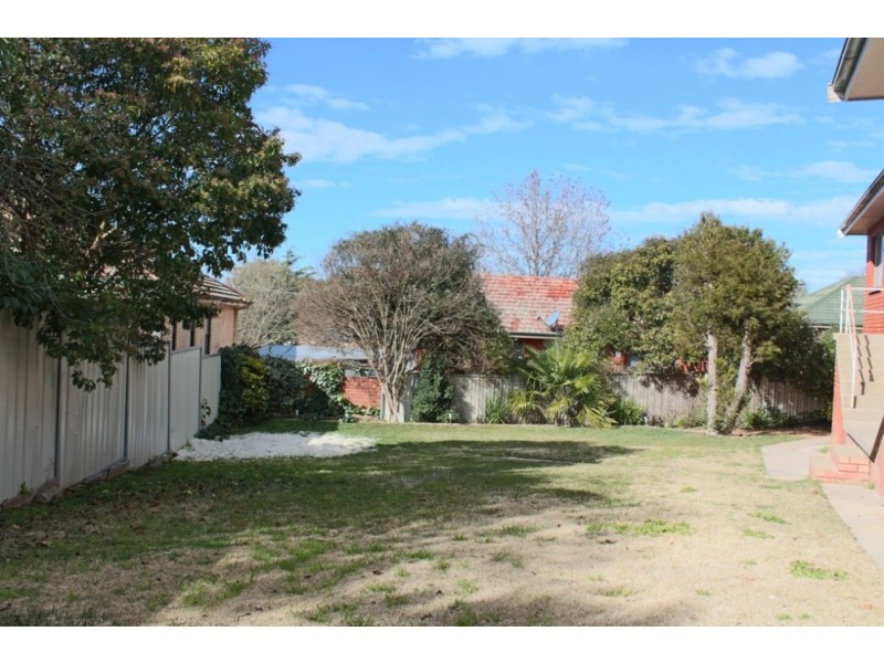 307 Keppel Street, Bathurst NSW 2795