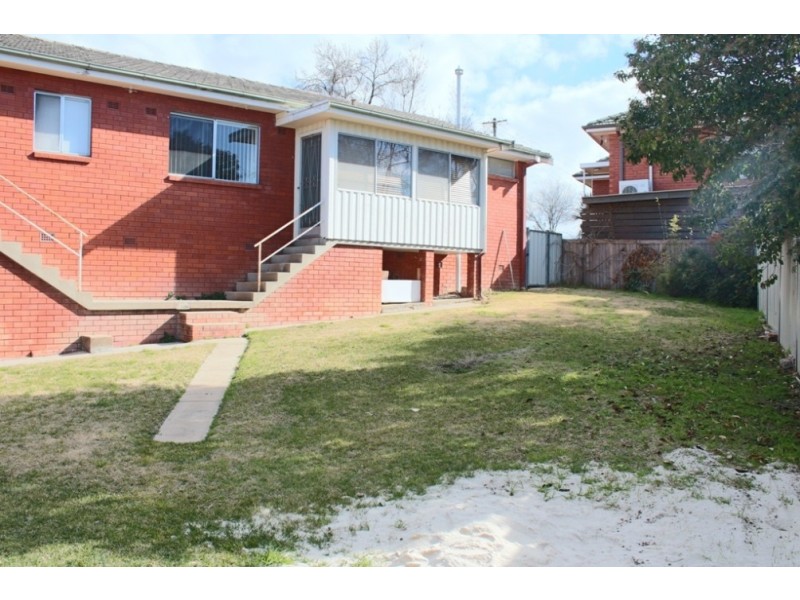 307 Keppel Street, Bathurst NSW 2795