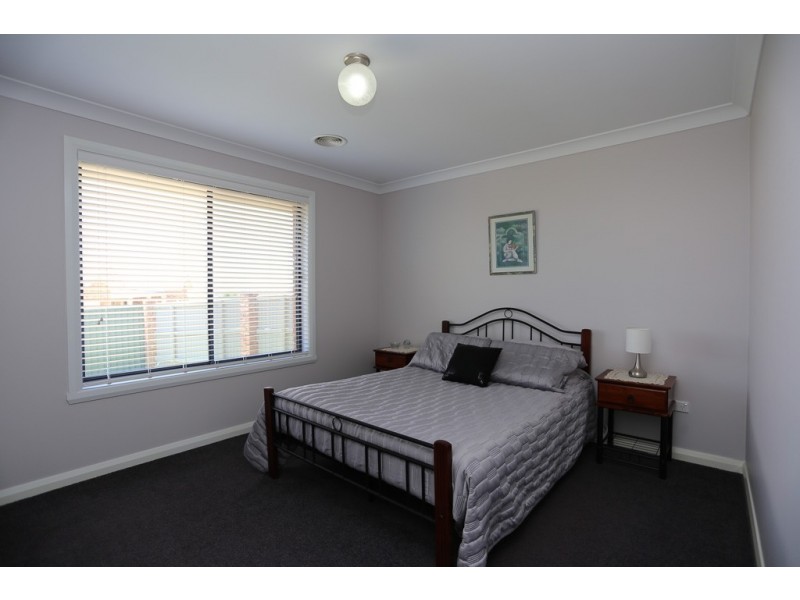 51 Darwin Drive, Llanarth NSW 2795