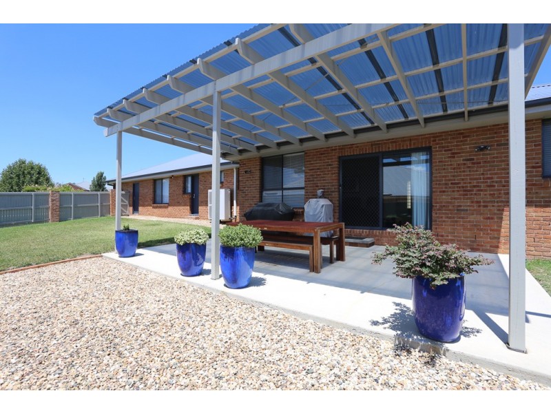 51 Darwin Drive, Llanarth NSW 2795