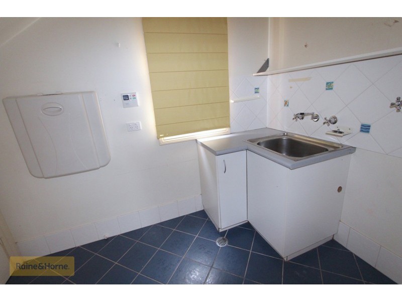 169 Keppel Street, Bathurst NSW 2795