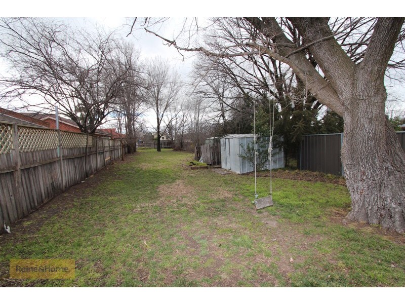 169 Keppel Street, Bathurst NSW 2795