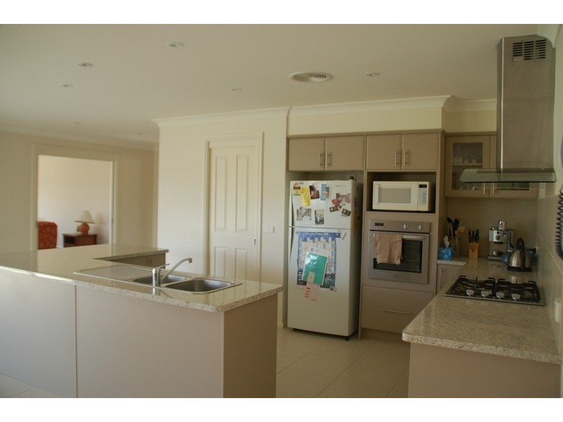 35 Cypress Crescent, Bathurst NSW 2795