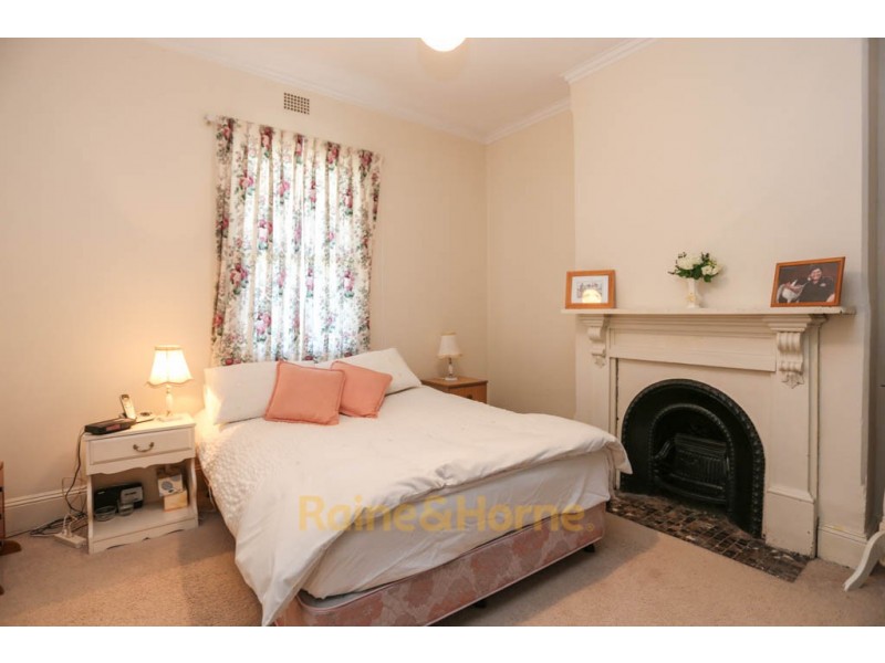 169 William Street, Bathurst NSW 2795